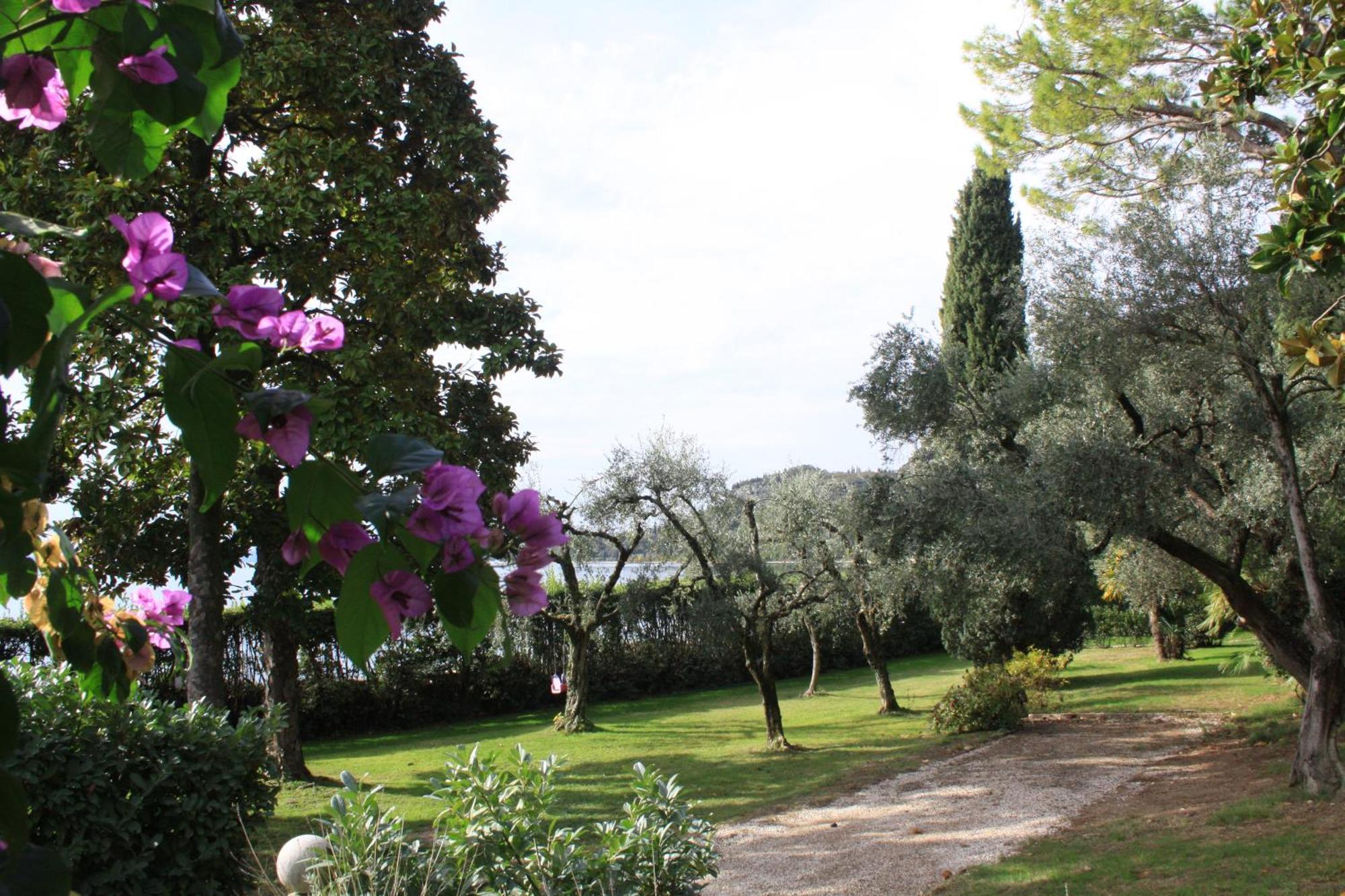 Appartamenti Villa Andrea Γκάρντα Εξωτερικό φωτογραφία