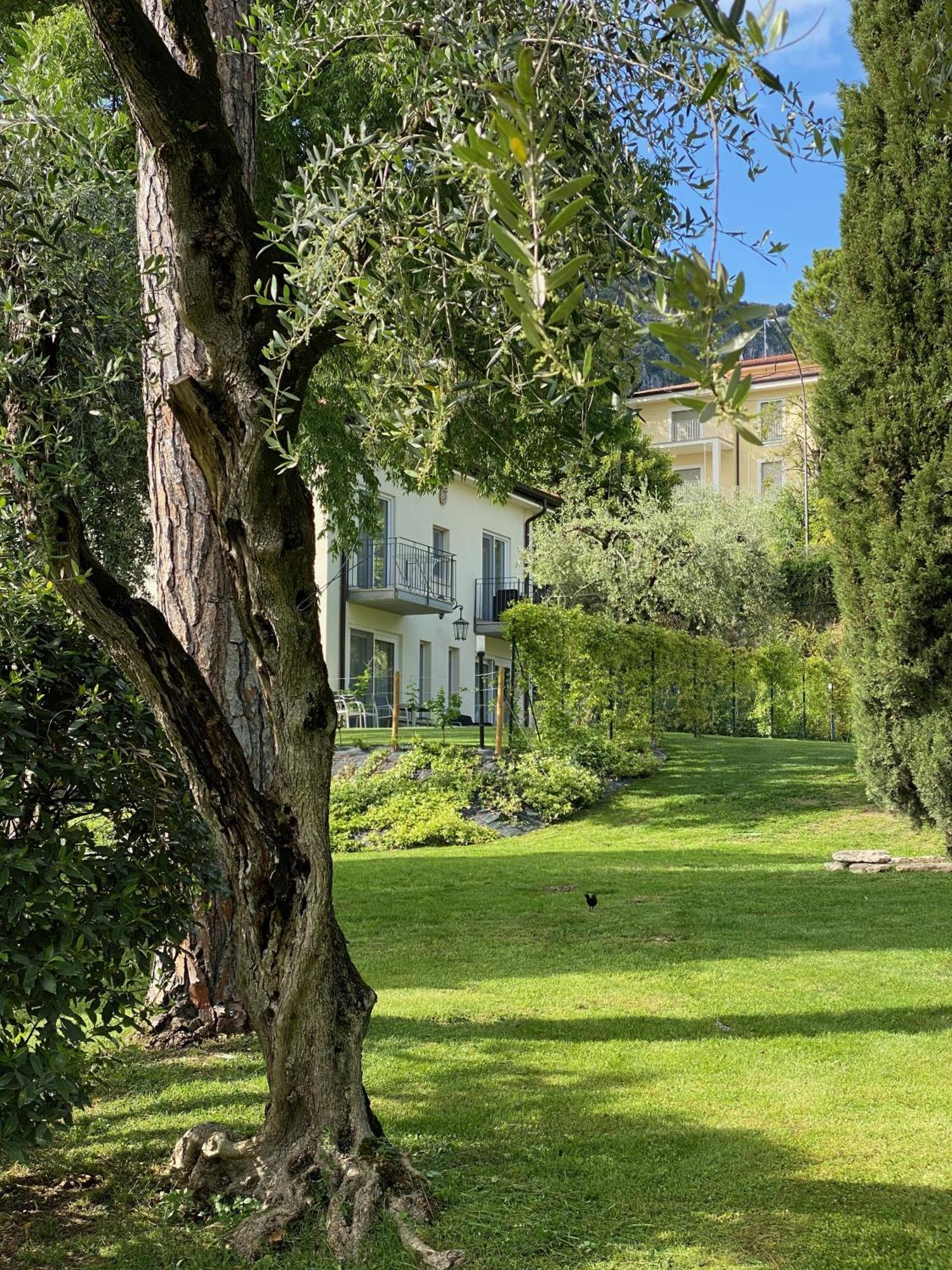 Appartamenti Villa Andrea Γκάρντα Εξωτερικό φωτογραφία
