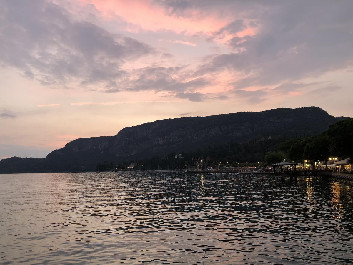Appartamenti Villa Andrea Γκάρντα Εξωτερικό φωτογραφία